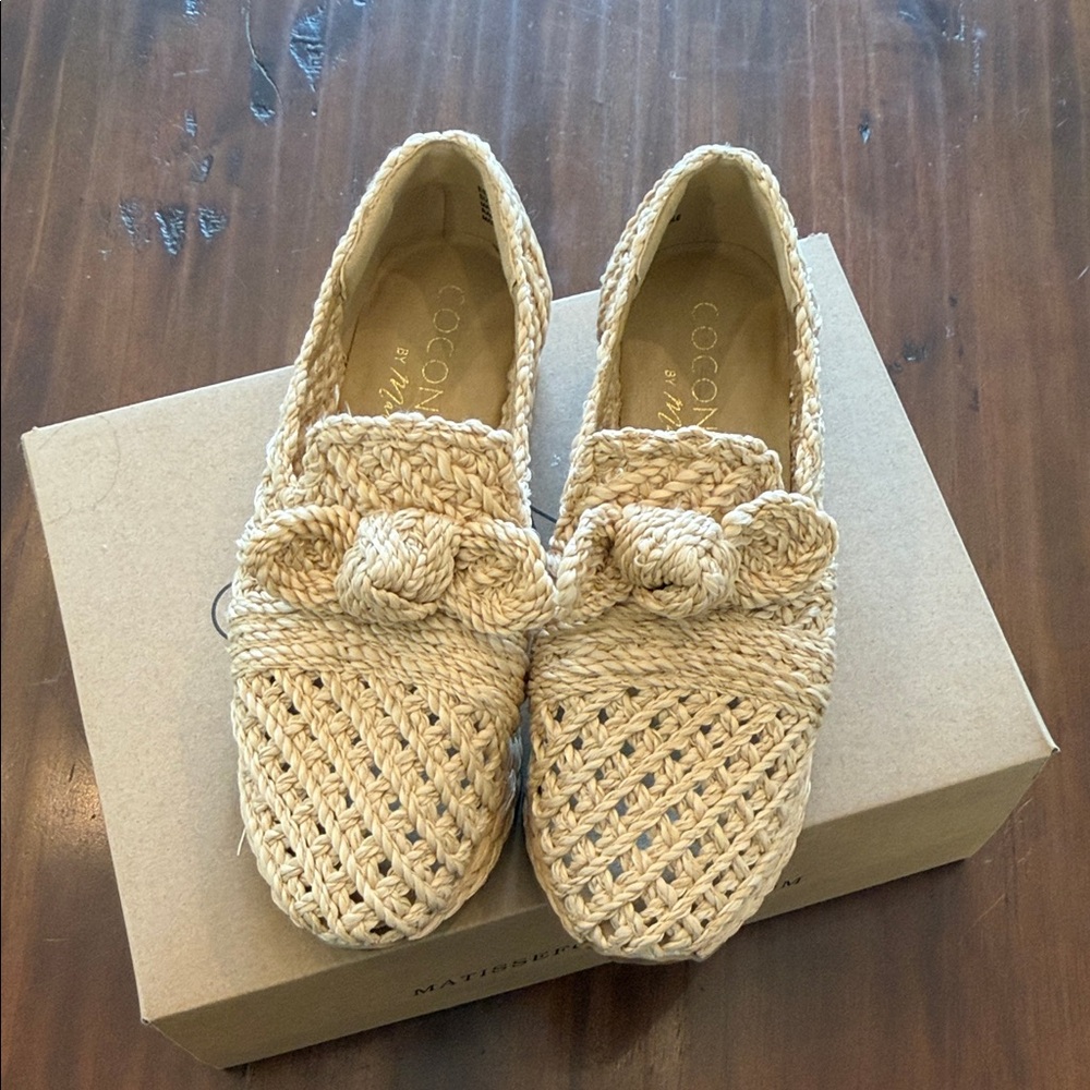 Coconuts by Matisse Women's Tan Espadrilles